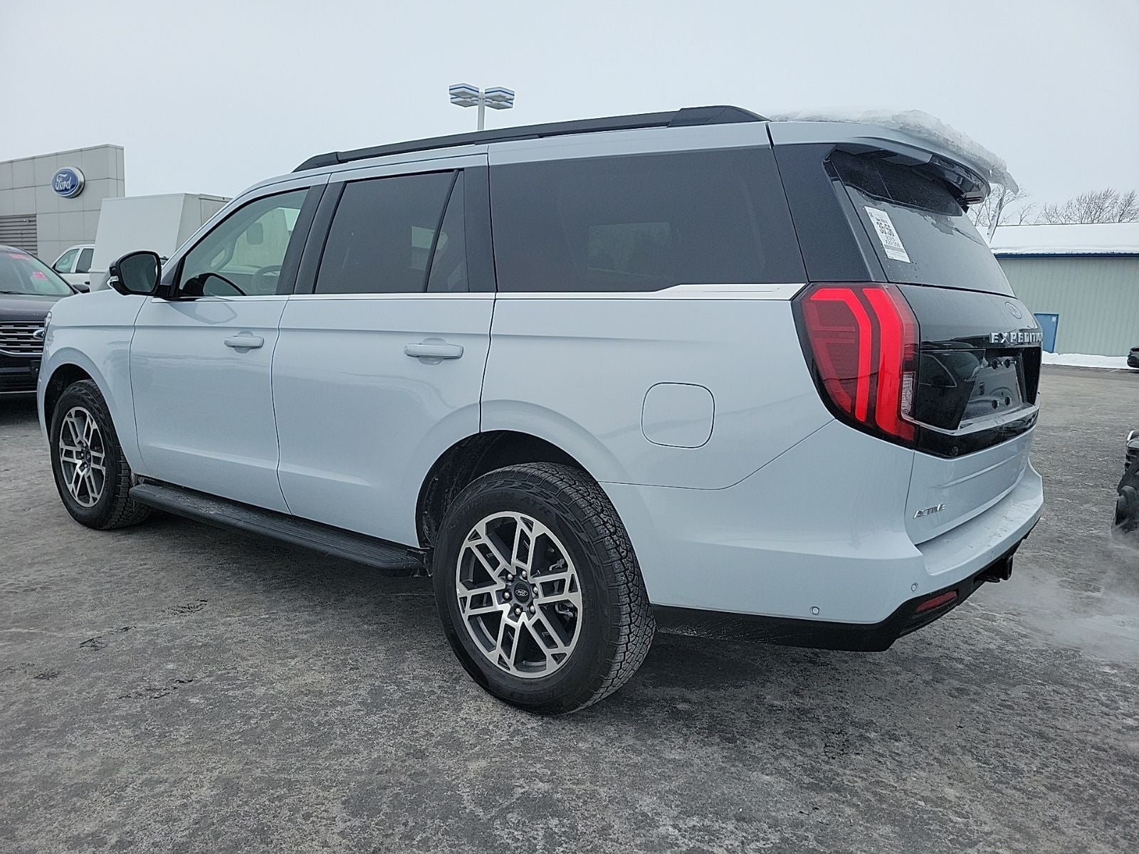 2025 Ford Expedition Active