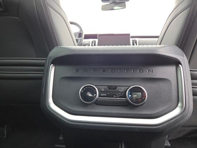 2025 Ford Expedition Active 4WD