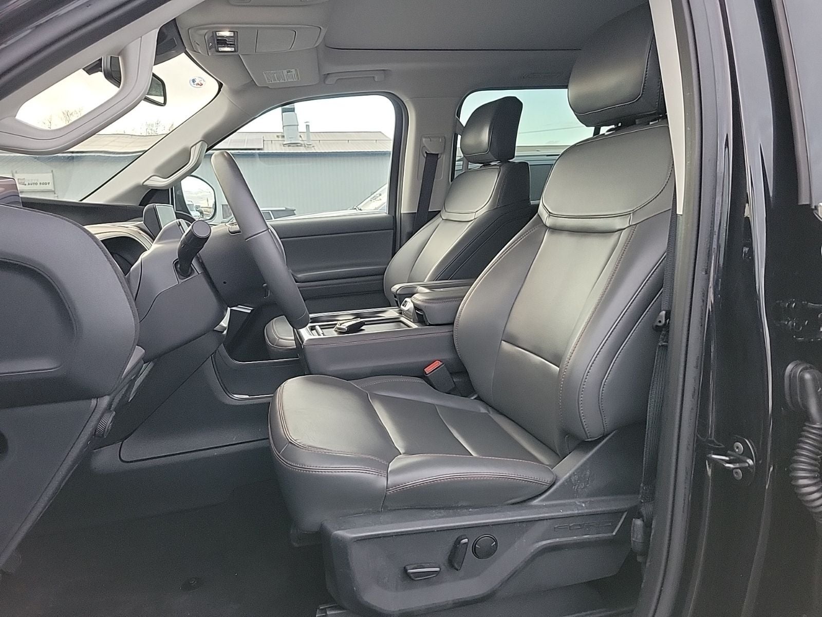 2025 Ford Expedition Active 4WD