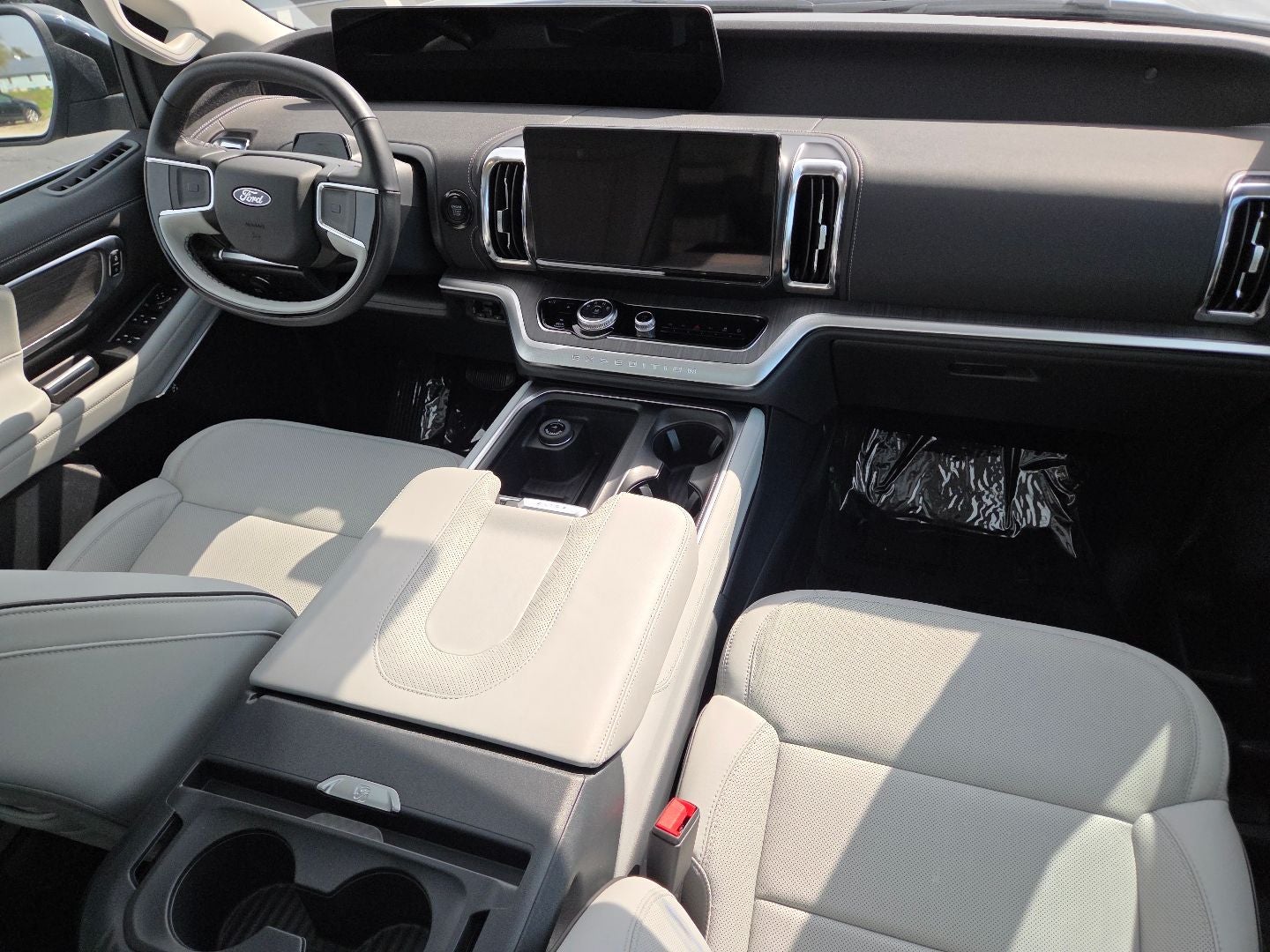 2025 Ford Expedition Platinum Ultimate 4WD