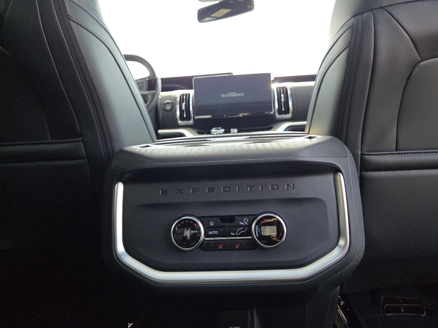 2027 Ford EXPEDITION TREMOR Tremor®