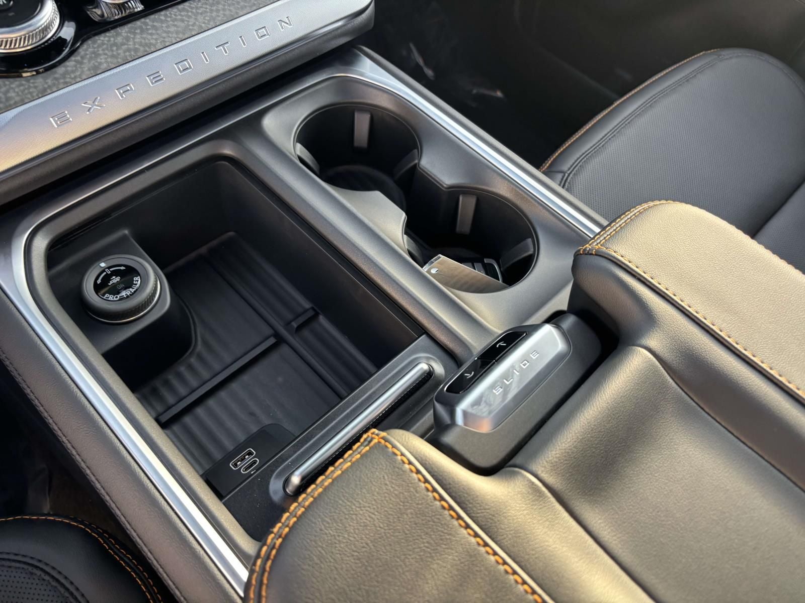 2026 Ford Expedition Tremor 4WD