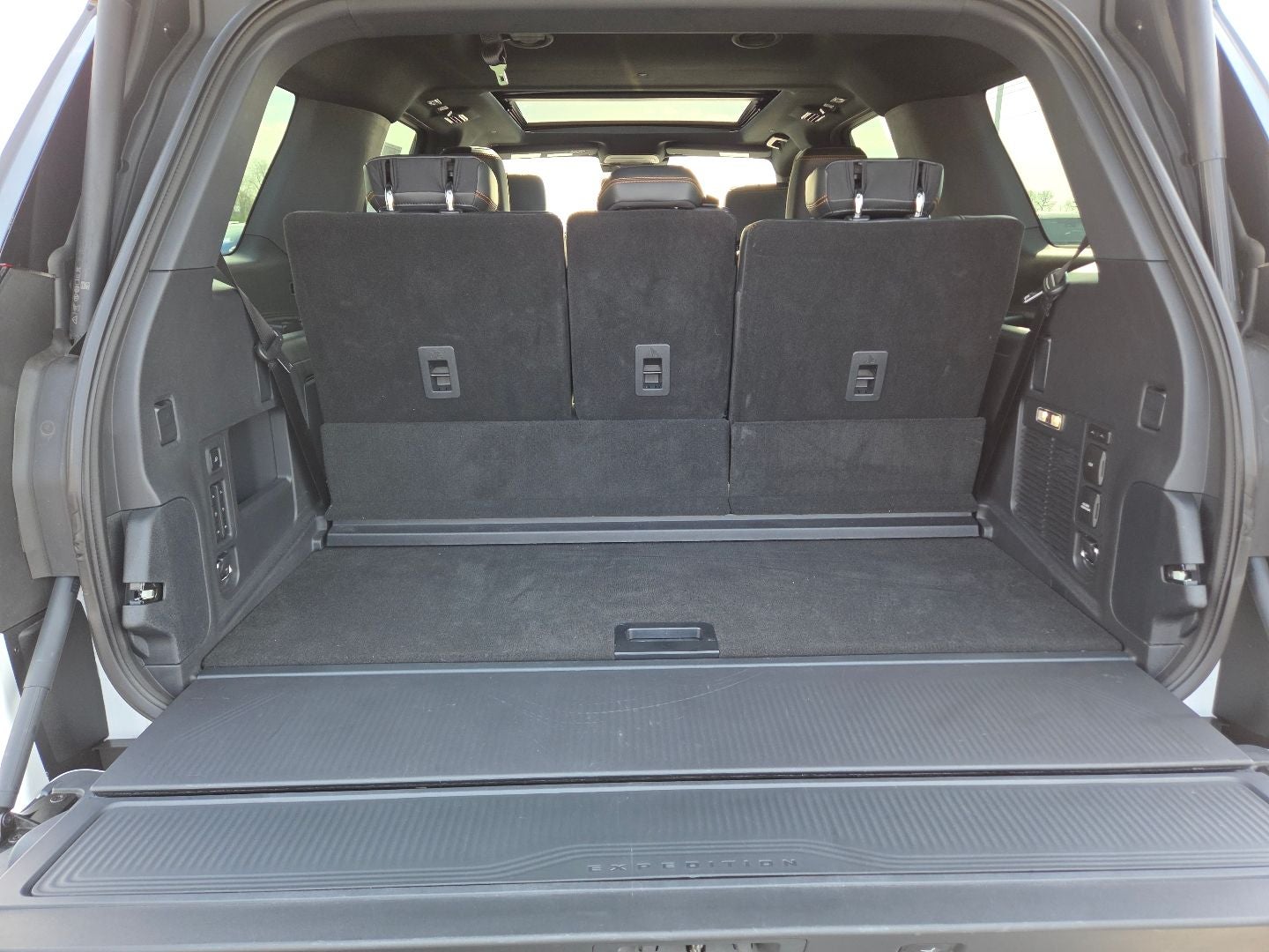 2025 Ford Expedition Tremor