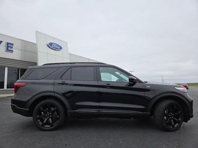2023 Ford Explorer ST-Line