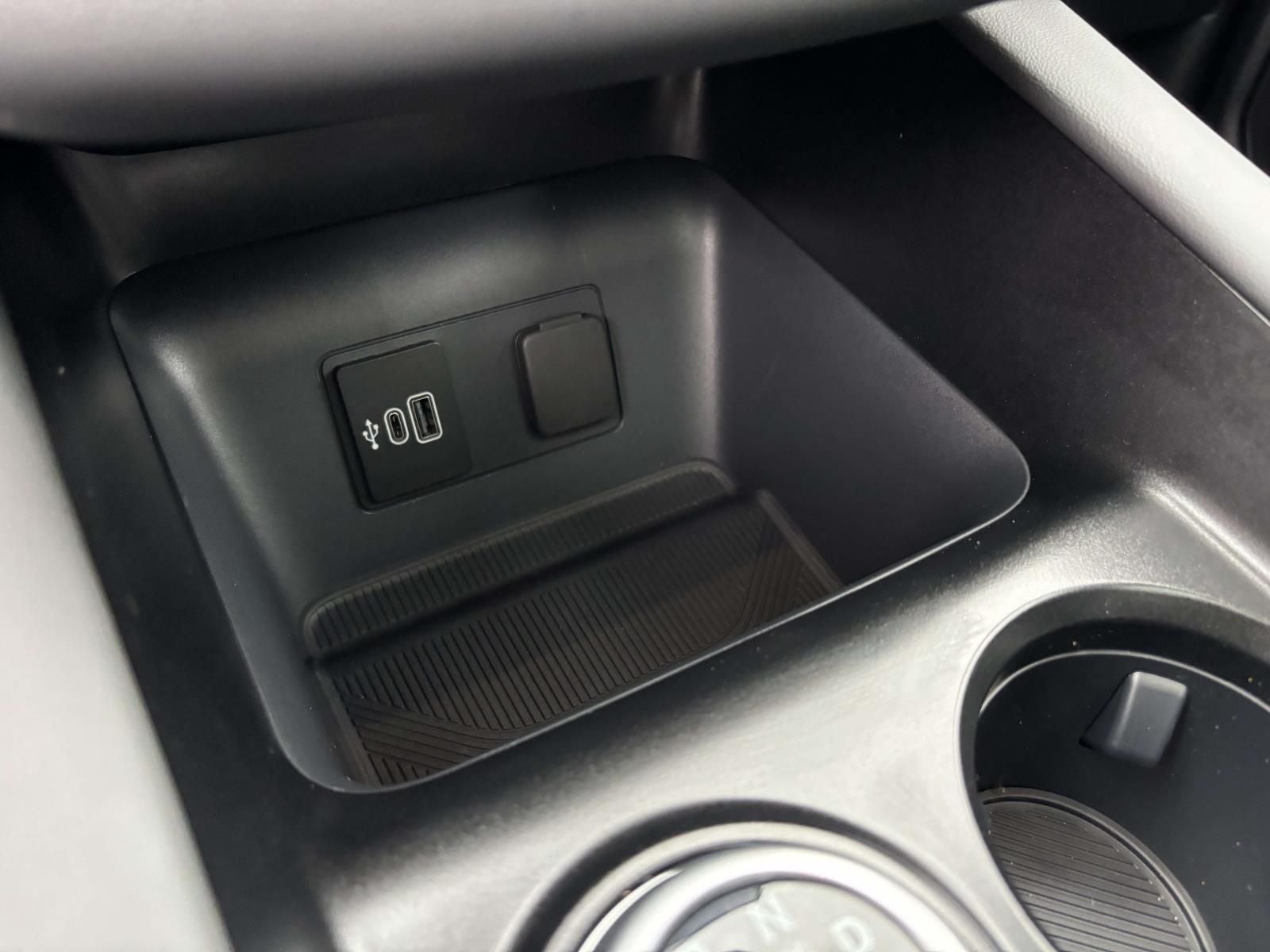 2026 Ford Explorer Active 4WD