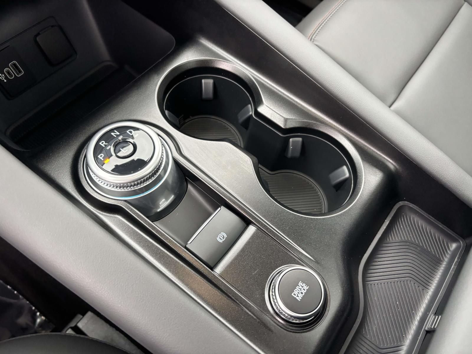 2026 Ford Explorer Active 4WD