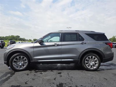 2025 Ford Explorer Platinum