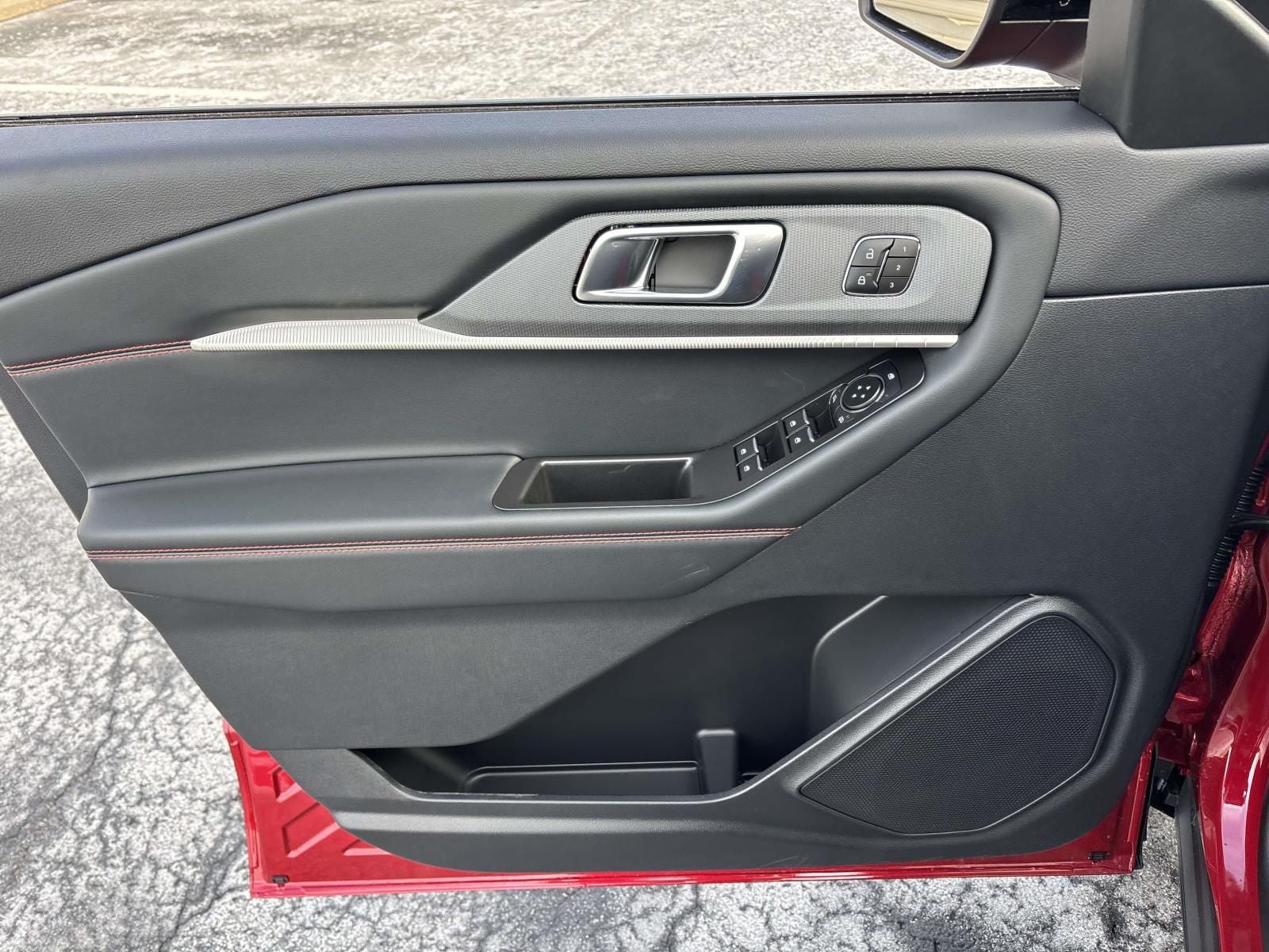 2026 Ford Explorer ST-Line 4WD