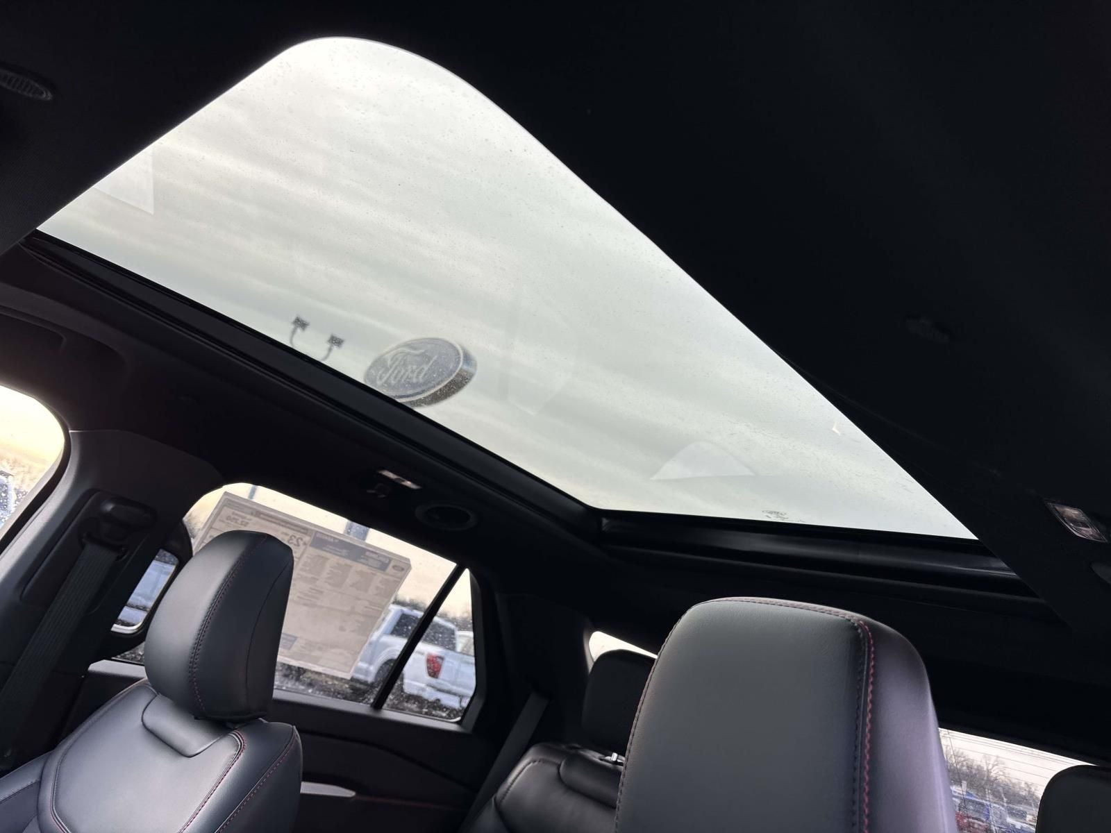 2026 Ford Explorer ST-Line 4WD