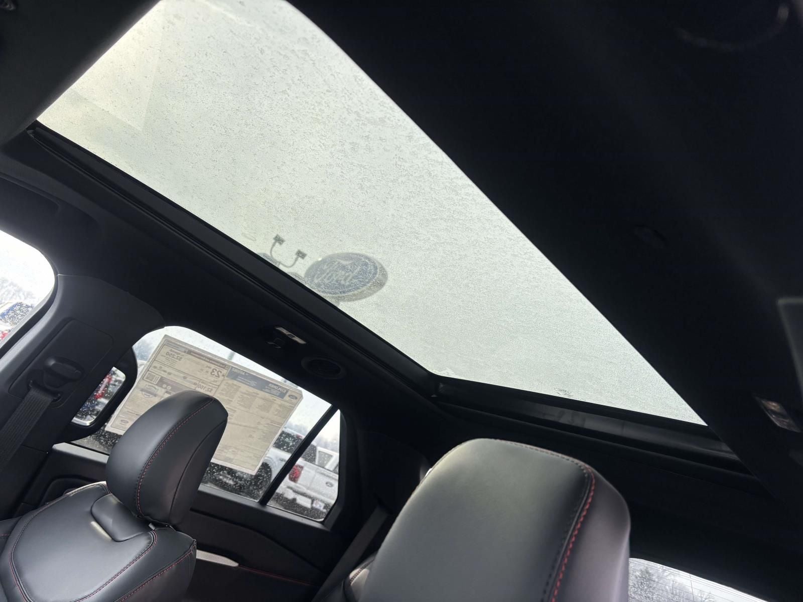 2026 Ford Explorer ST-Line 4WD