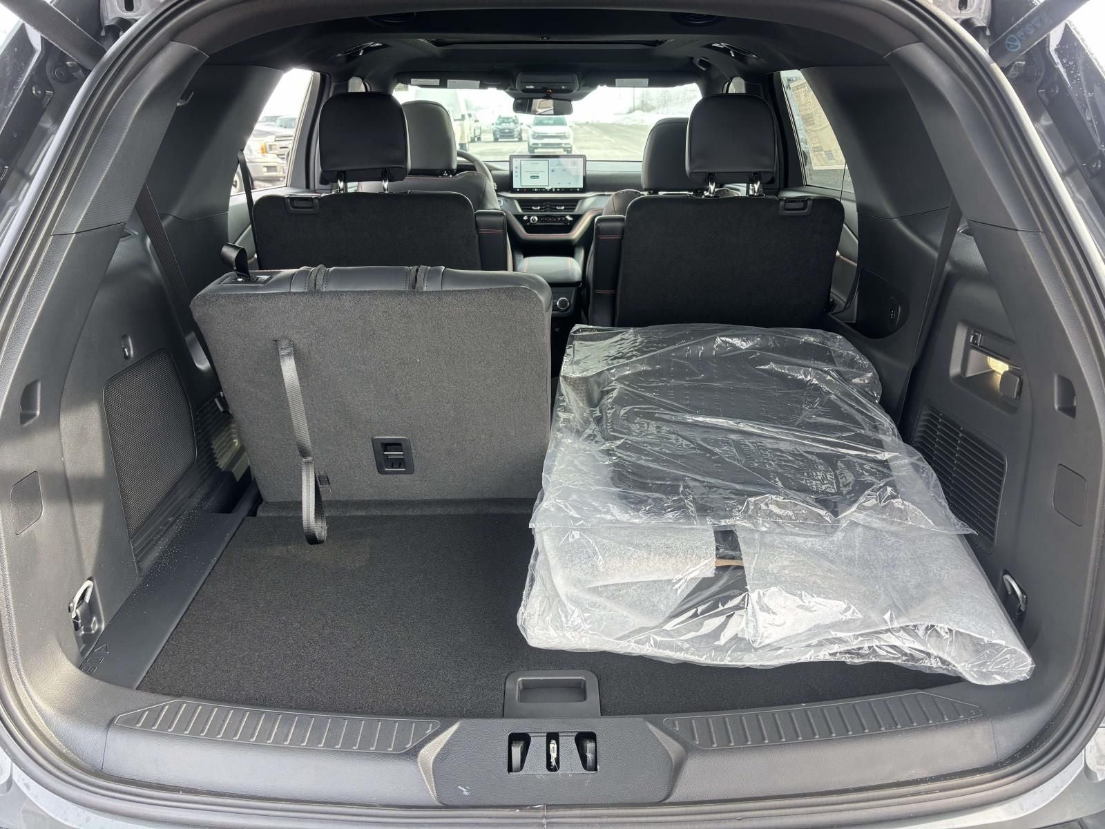 2026 Ford Explorer ST-Line 4WD