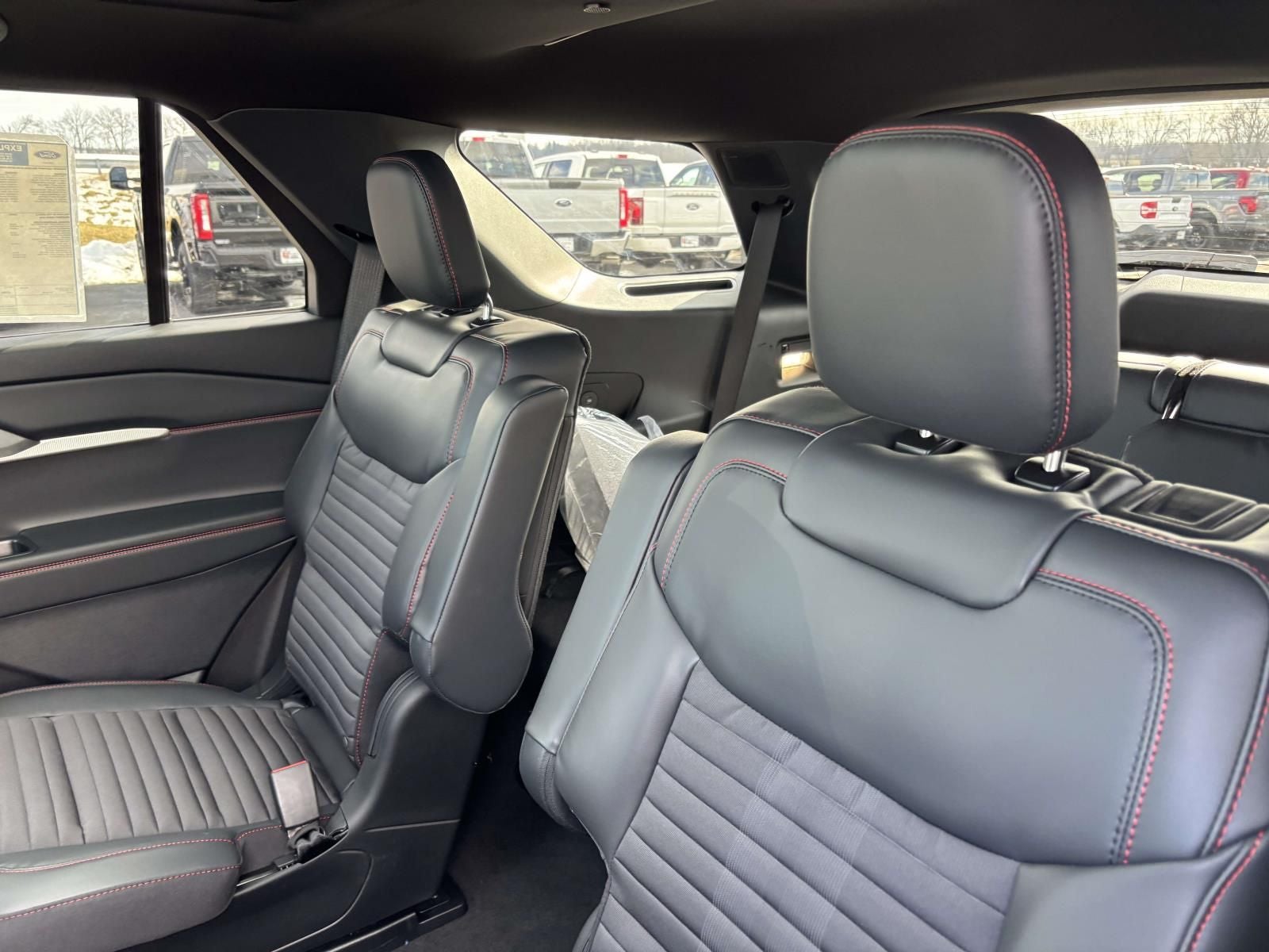 2026 Ford Explorer ST-Line 4WD