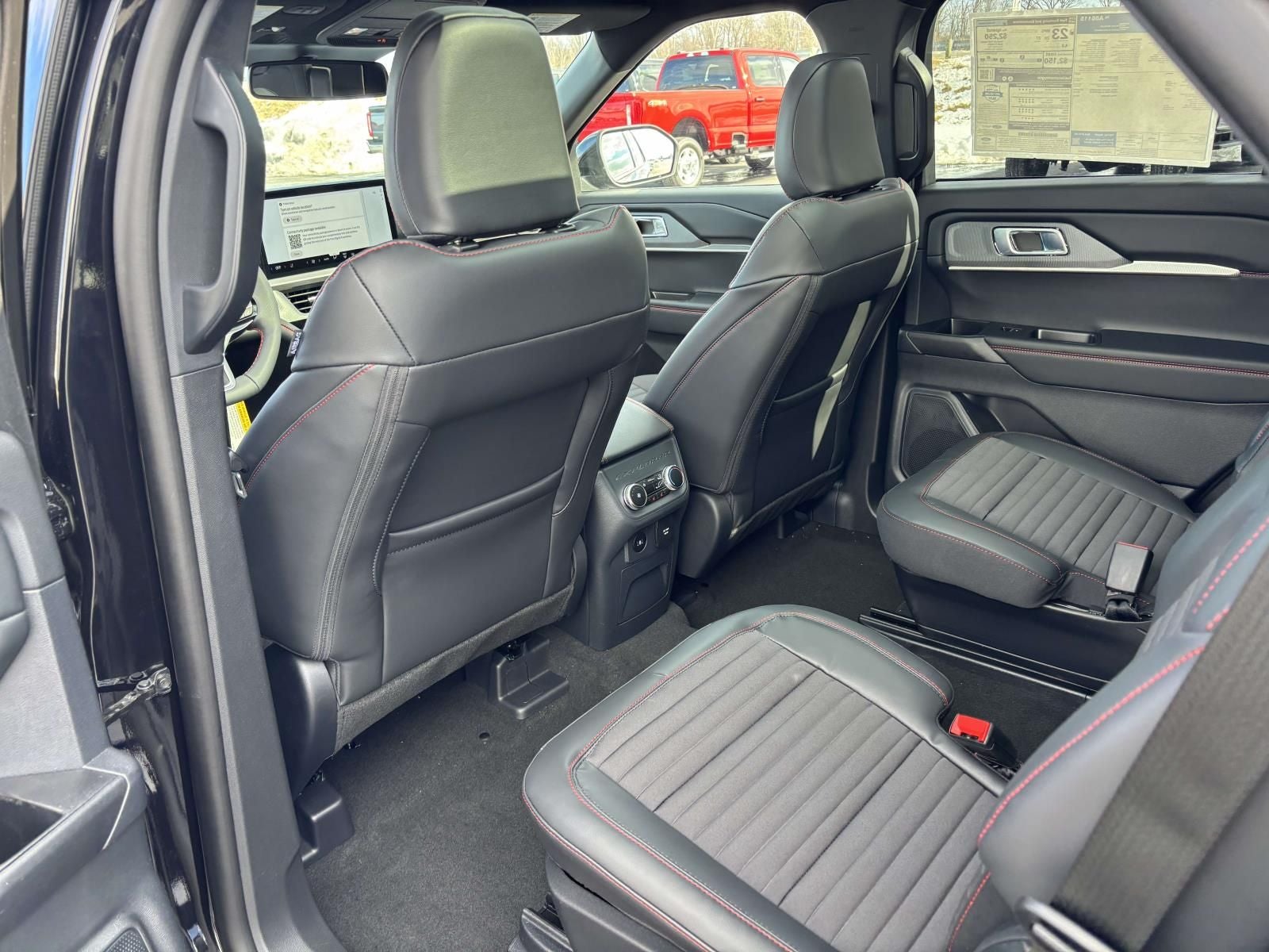 2026 Ford Explorer ST-Line 4WD