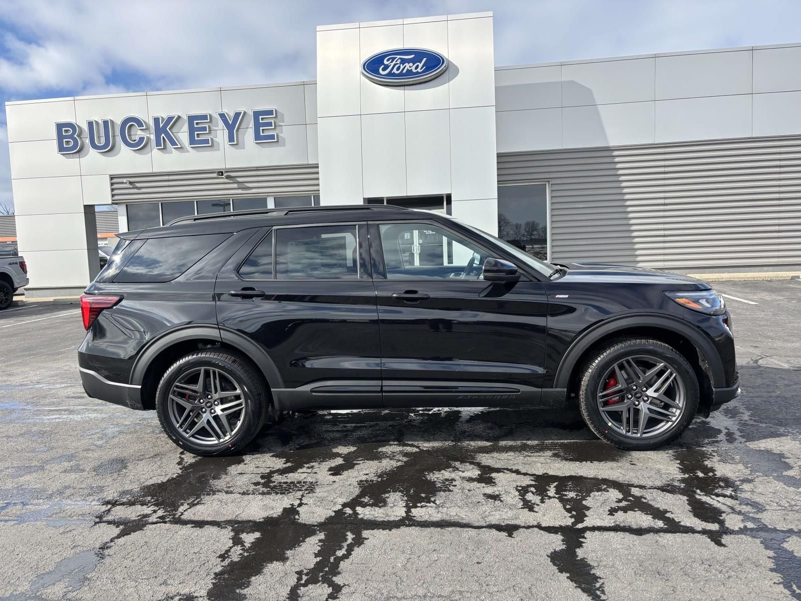 2026 Ford Explorer ST-Line 4WD