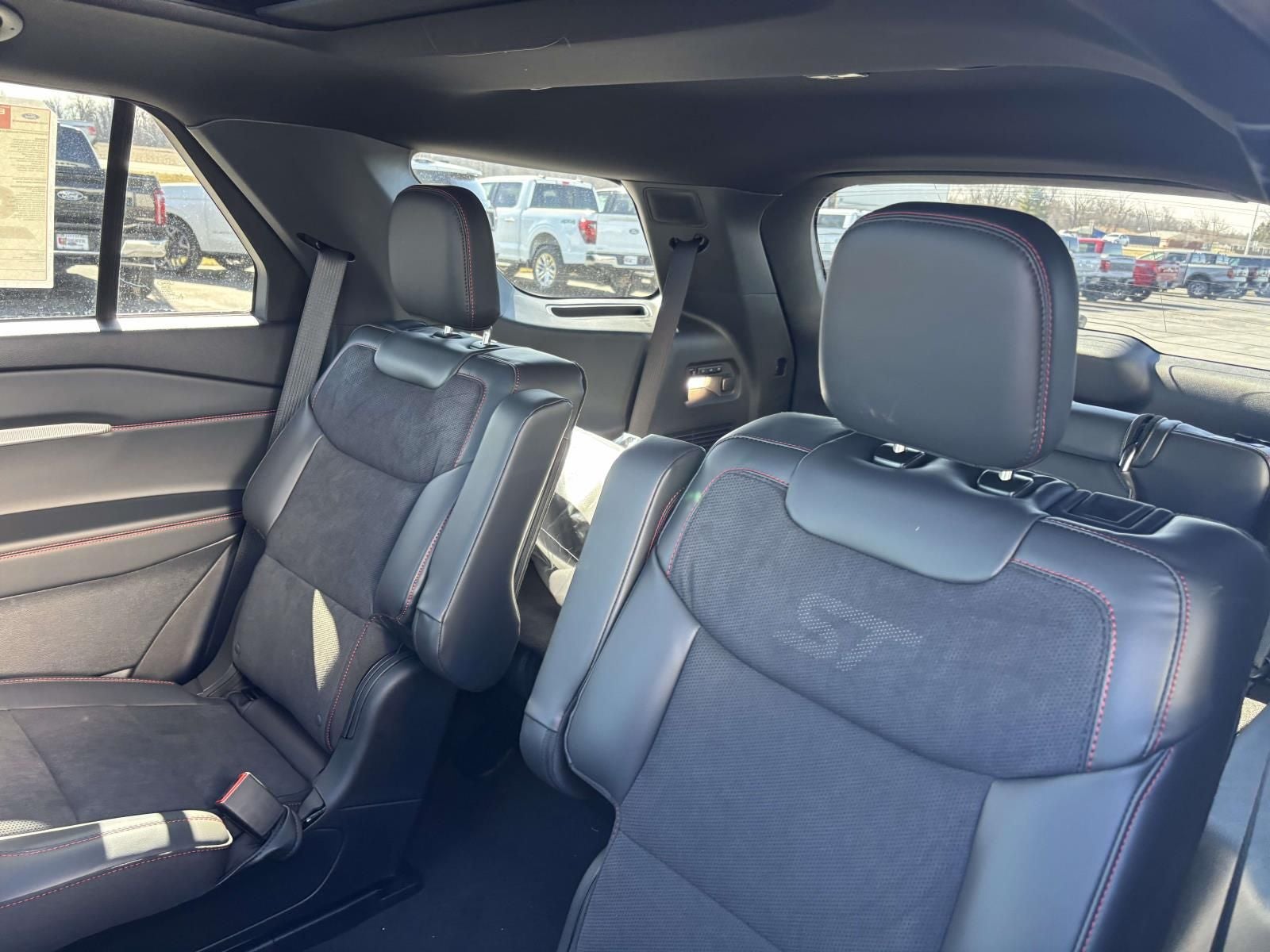 2026 Ford Explorer ST 4WD