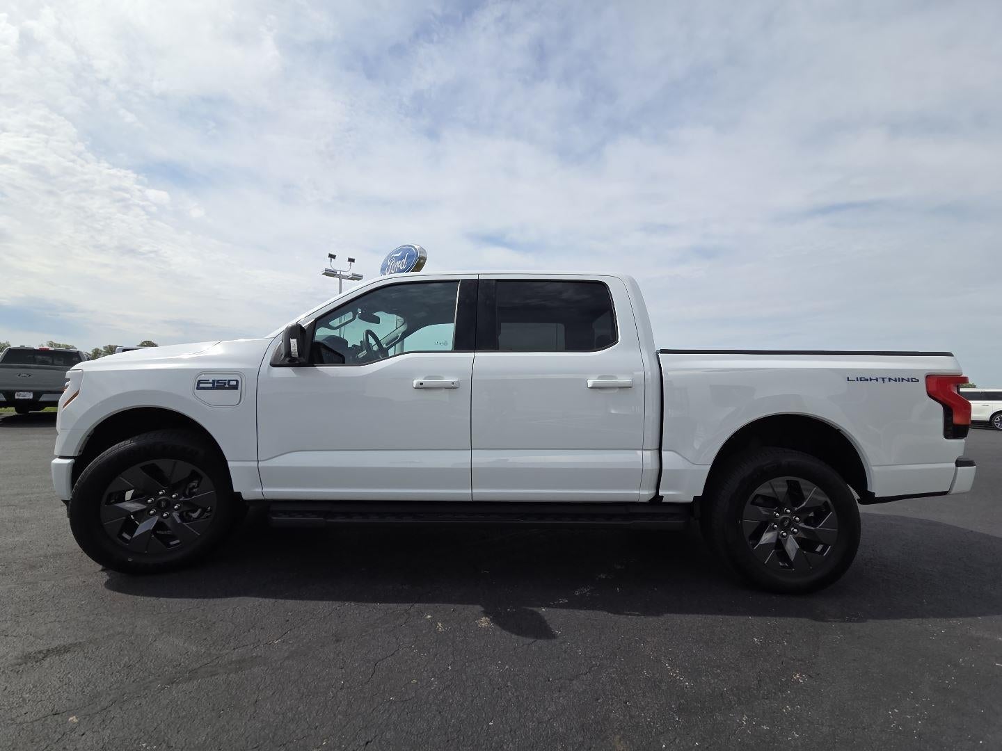 2025 Ford F-150 Lightning Flash
