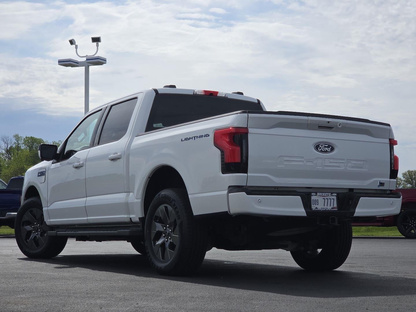 2025 Ford F-150 Lightning Flash