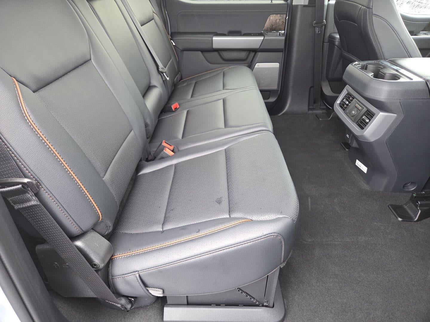 2027 Ford Super Duty F-250 Lariat