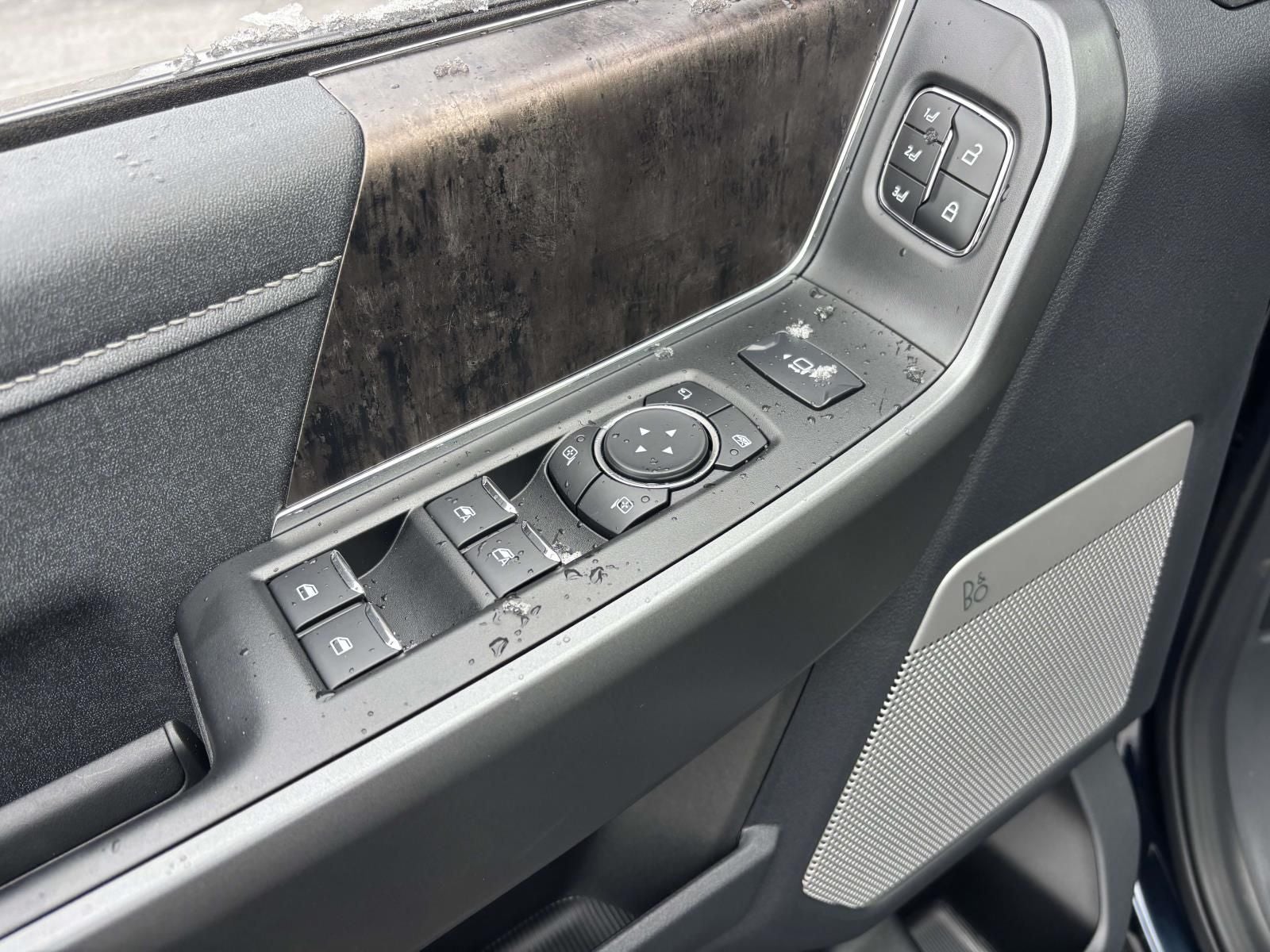 2025 Ford F-250SD Lariat 4x4