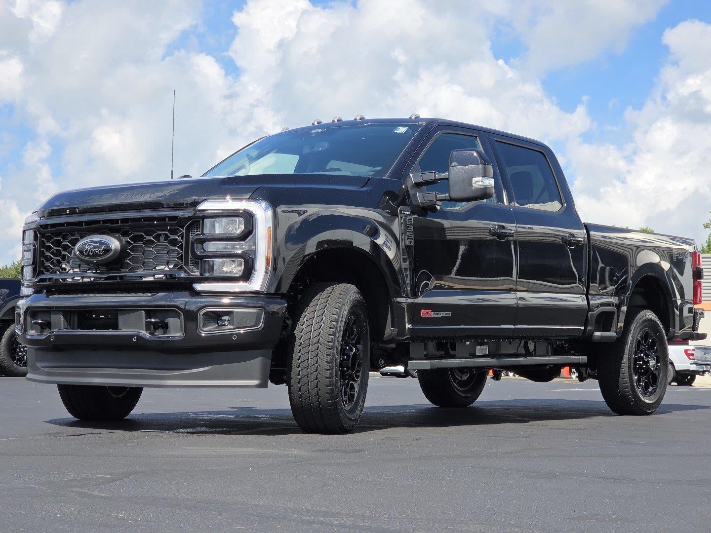 2026 Ford Super Duty F-350 Lariat