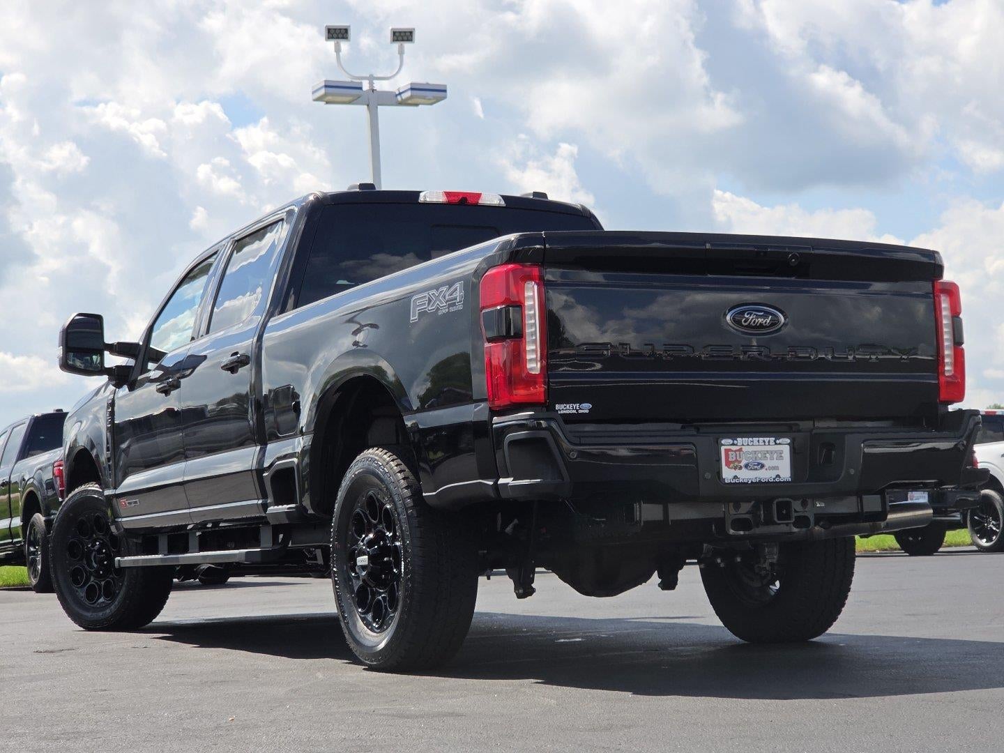 2026 Ford Super Duty F-350 Lariat
