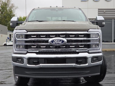 2027 Ford Super Duty F-350 Lariat