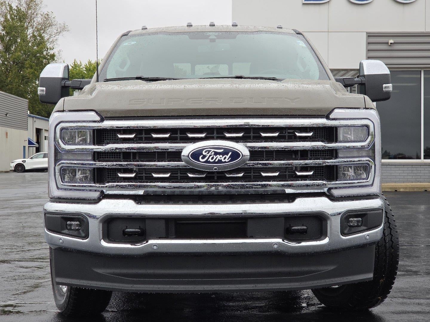 2027 Ford Super Duty F-350 Lariat