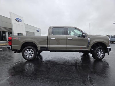 2027 Ford Super Duty F-350 Lariat
