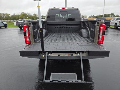 2027 Ford Super Duty F-350 Lariat