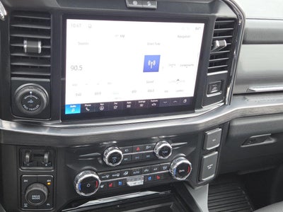 2027 Ford Super Duty F-350 Lariat