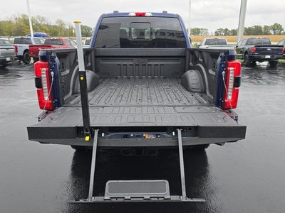 2027 Ford Super Duty F-350 XLT
