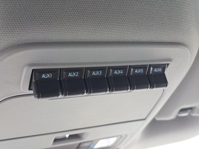 2027 Ford Super Duty F-350 XLT