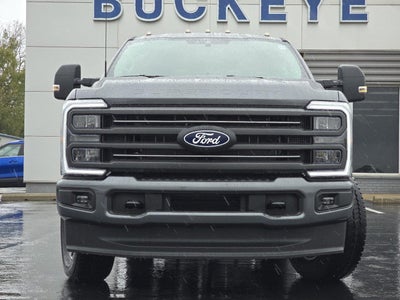 2027 Ford Super Duty F-350 XLT