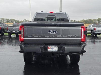 2027 Ford Super Duty F-350 XLT