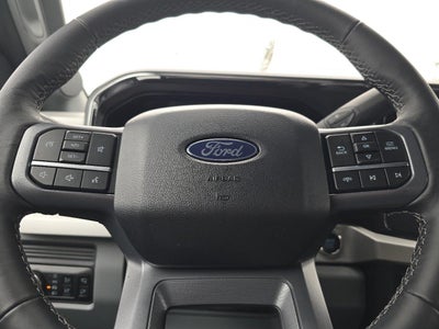 2027 Ford Super Duty F-350 XLT