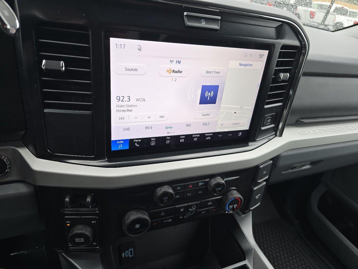 2027 Ford Super Duty F-350 XLT