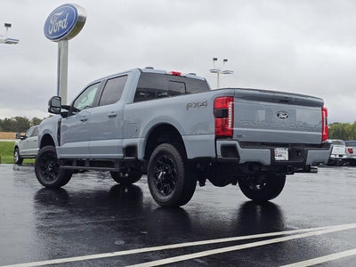2027 Ford Super Duty F-350 Lariat