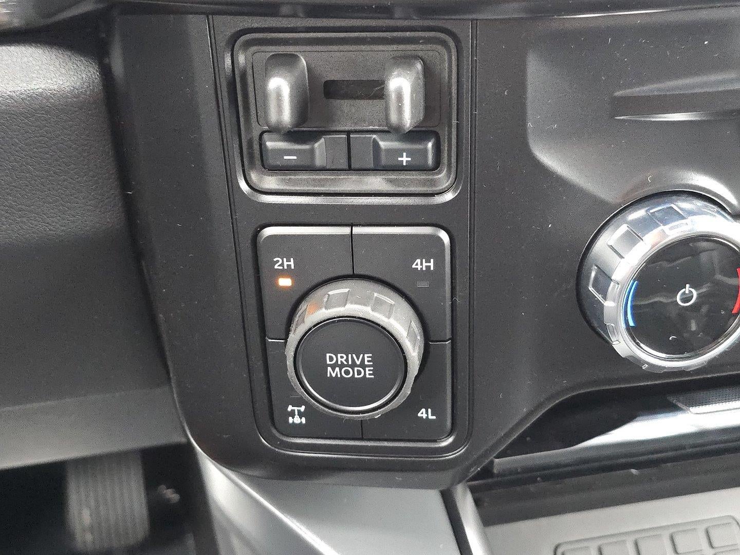 2027 Ford Super Duty F-350 Lariat