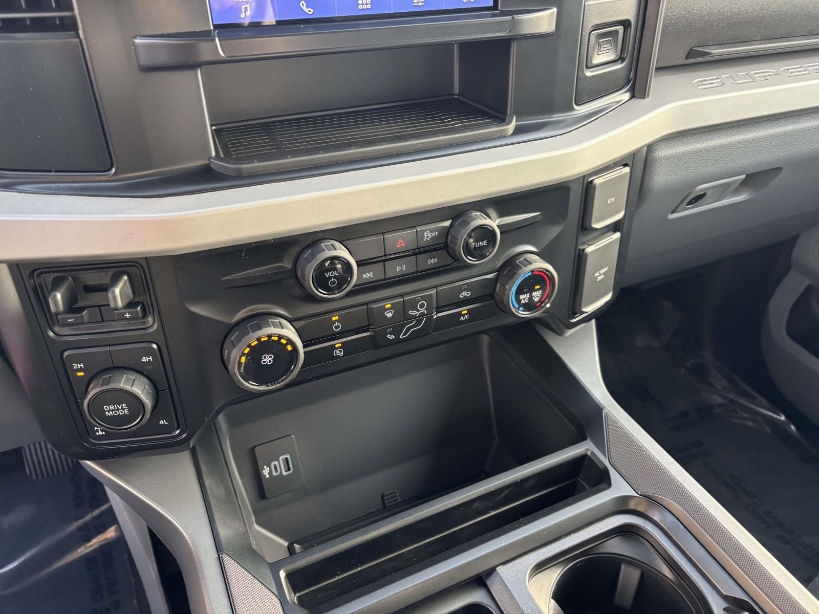 2026 Ford F-350SD XLT 4X4