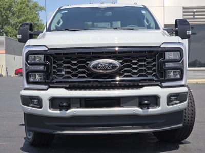 2026 Ford Super Duty F-350 Lariat