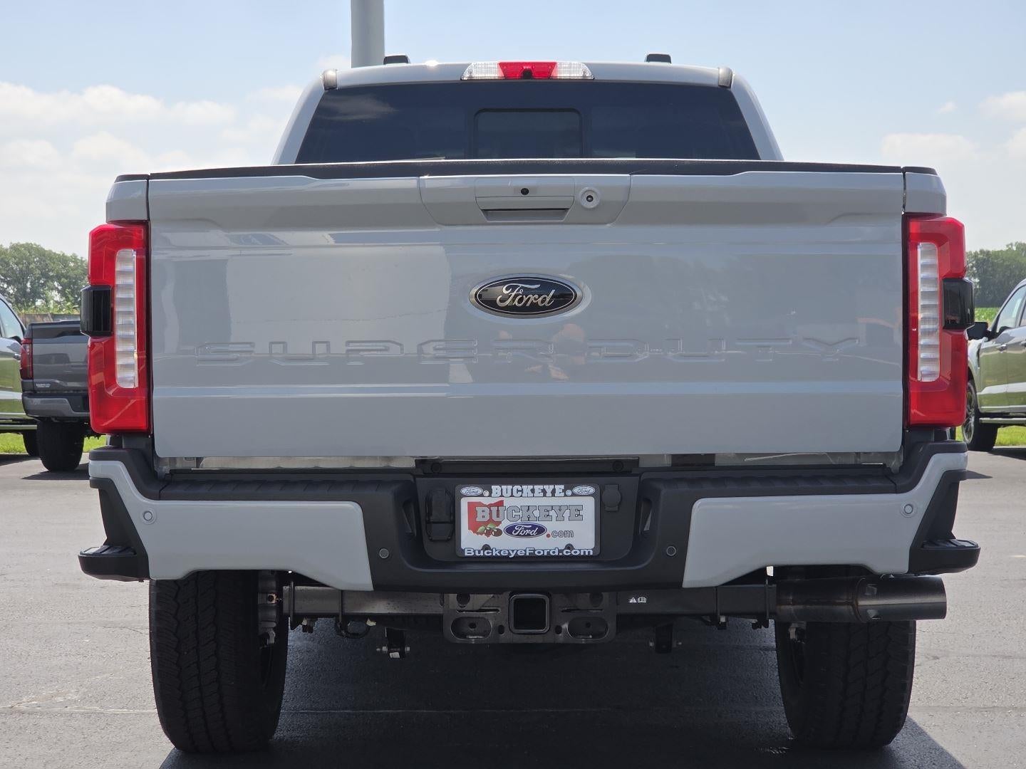2026 Ford Super Duty F-350 Lariat