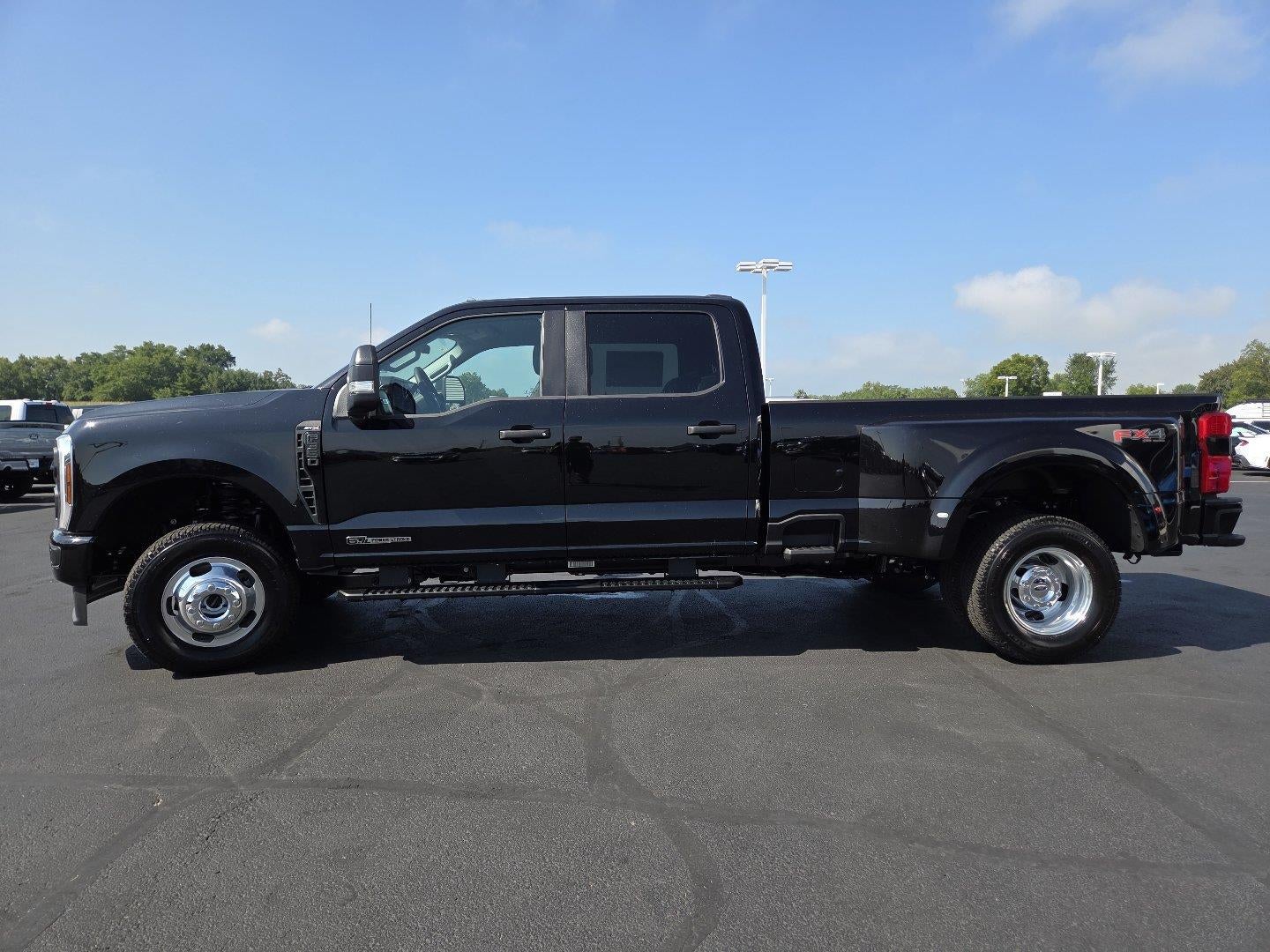 2026 Ford Super Duty F-350 Drw XL
