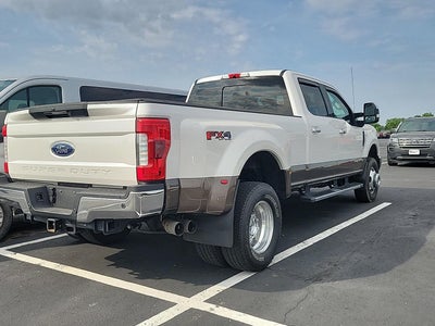 2017 Ford Super Duty F-350 DRW Lariat