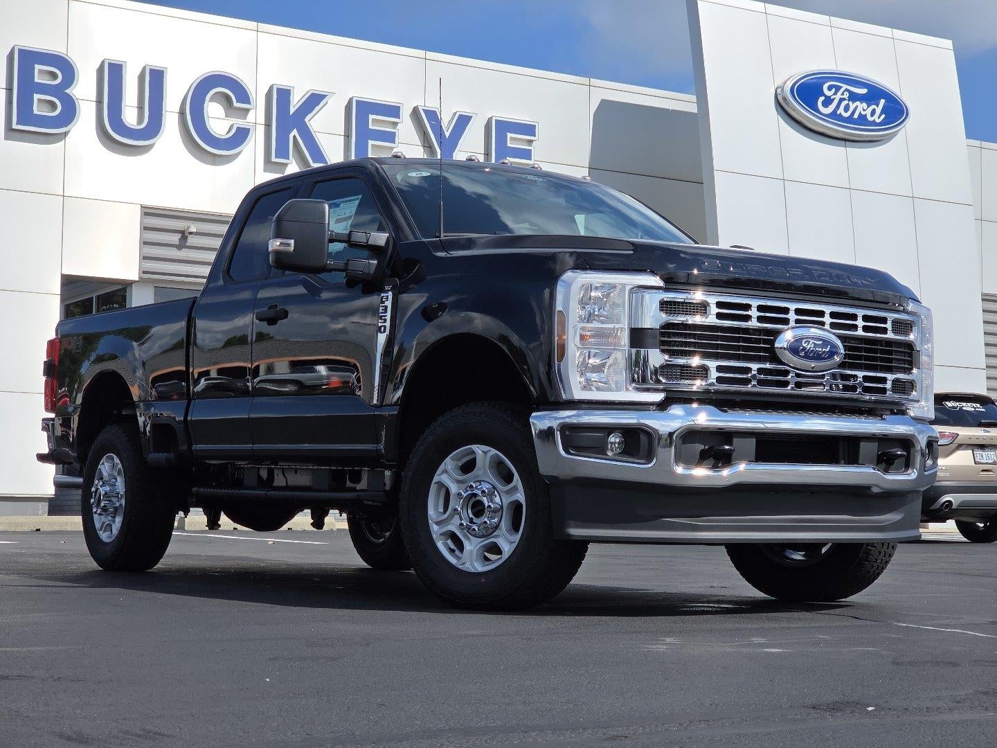 2026 Ford Super Duty F-350 Srw XLT