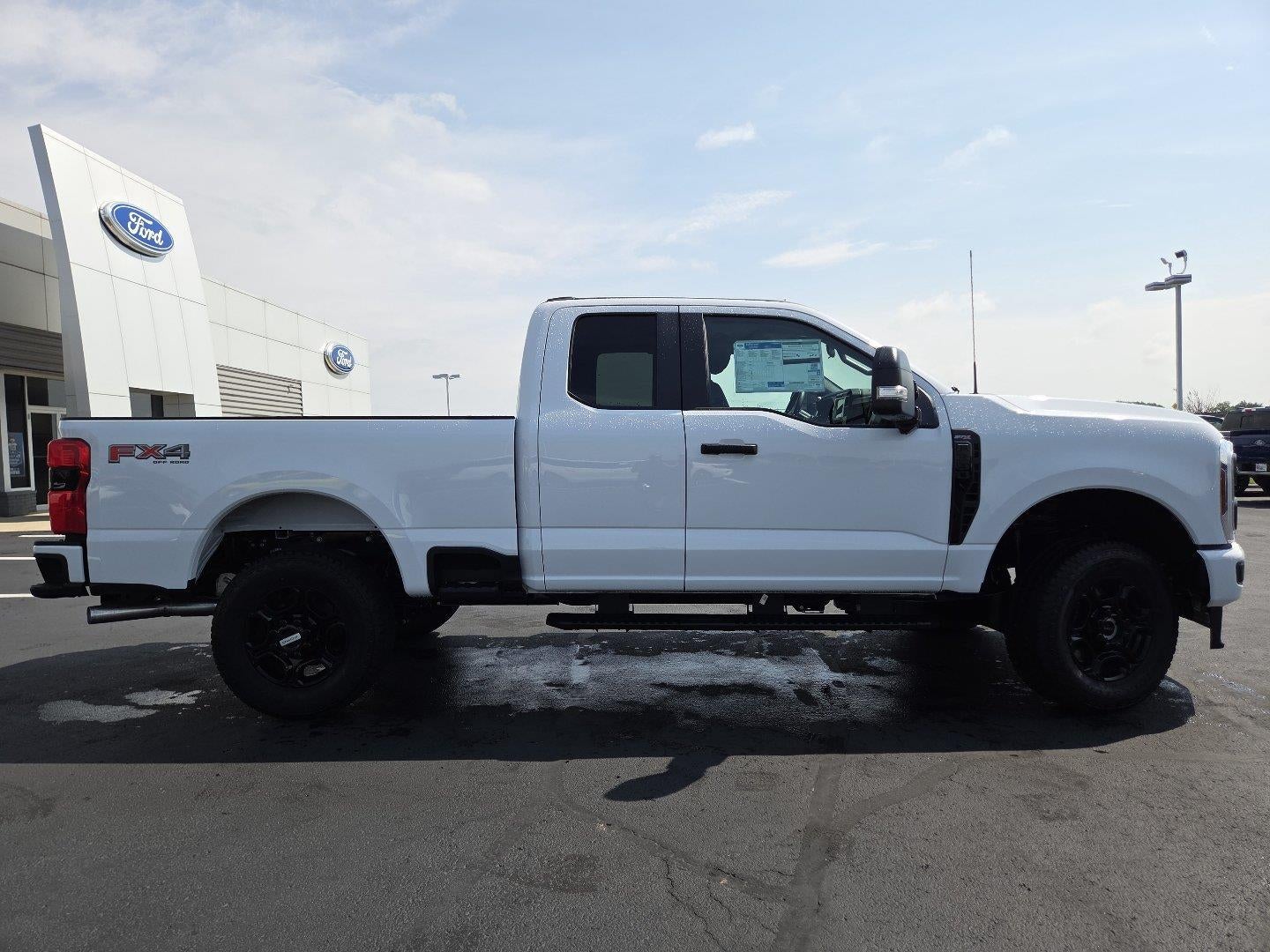 2026 Ford Super Duty F-350 Srw XL