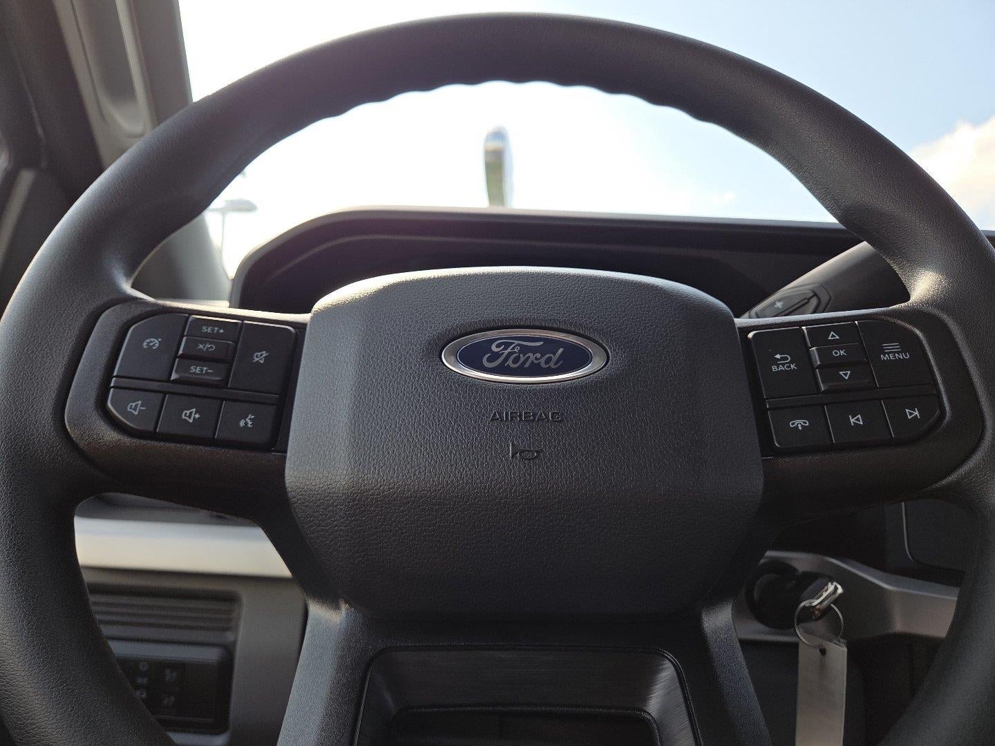 2026 Ford Super Duty F-350 Srw XL