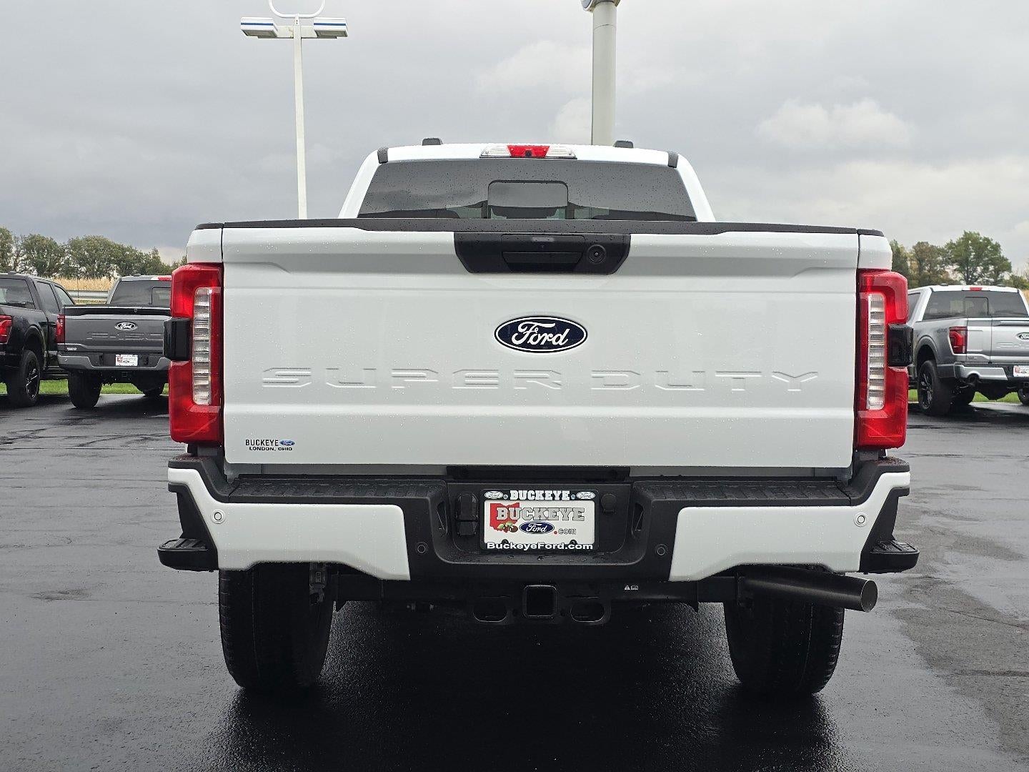 2027 Ford Super Duty F-350 SRW XL