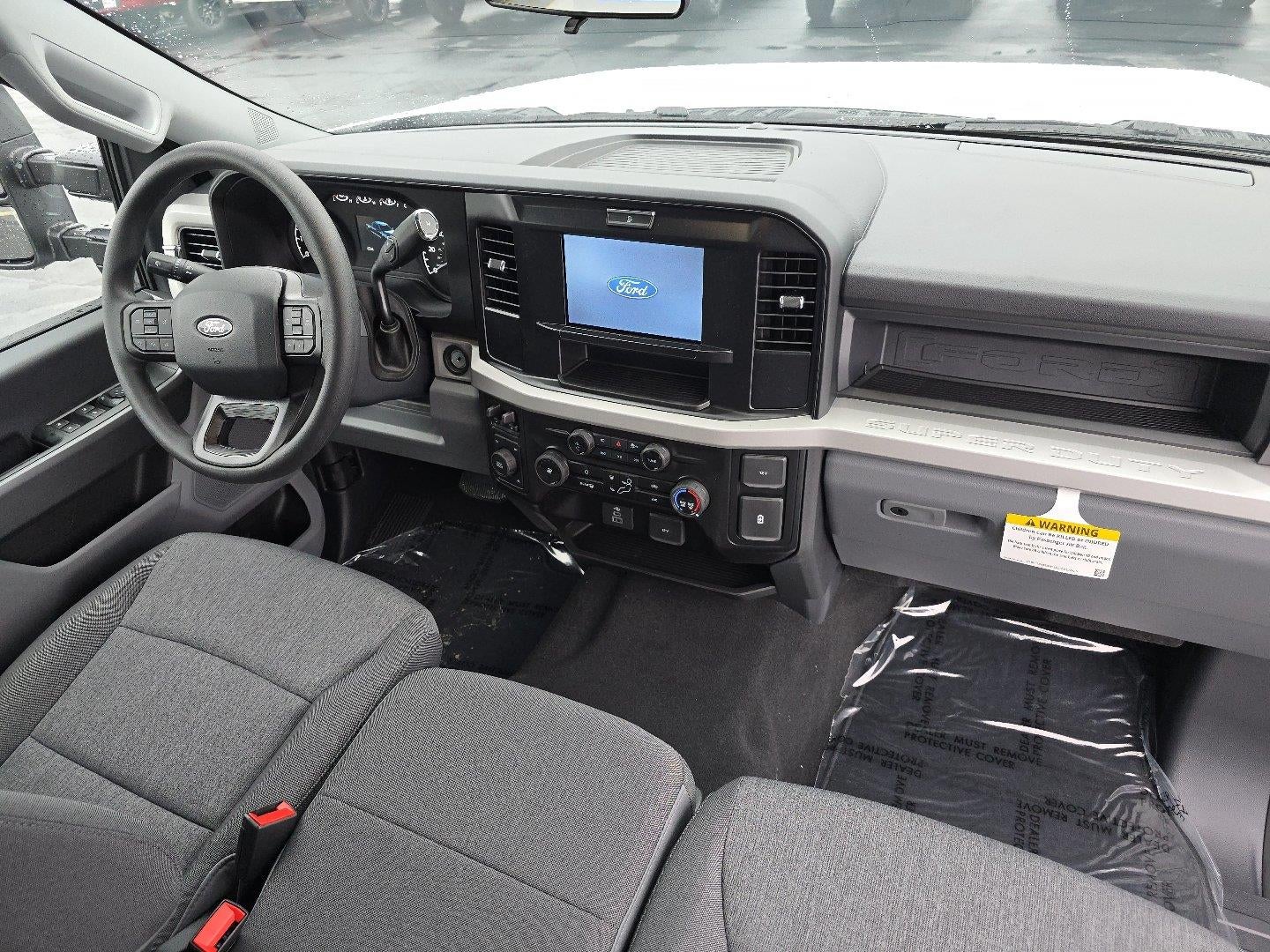 2027 Ford Super Duty F-350 SRW XL