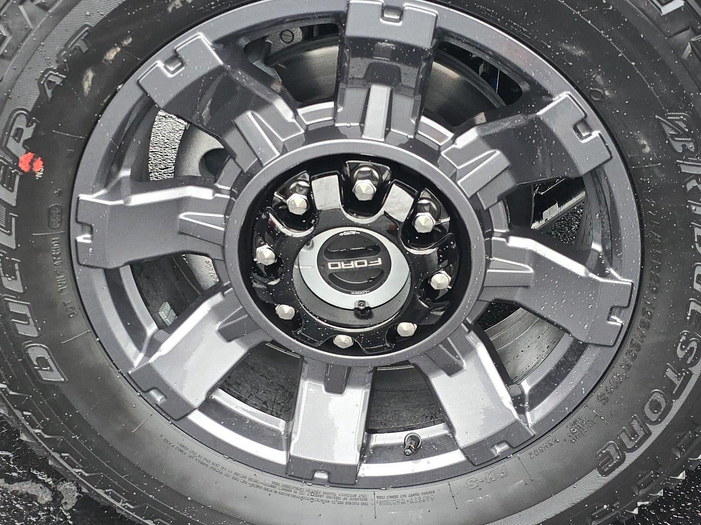 2027 Ford Super Duty F-350 SRW XL