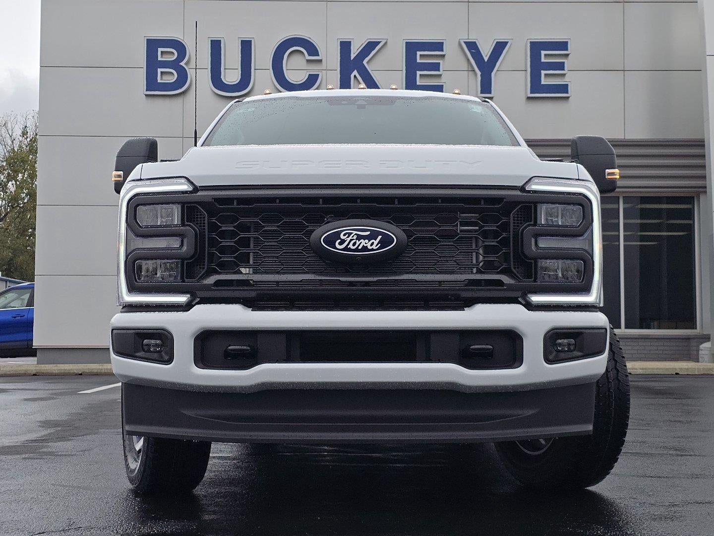 2027 Ford Super Duty F-350 SRW XL